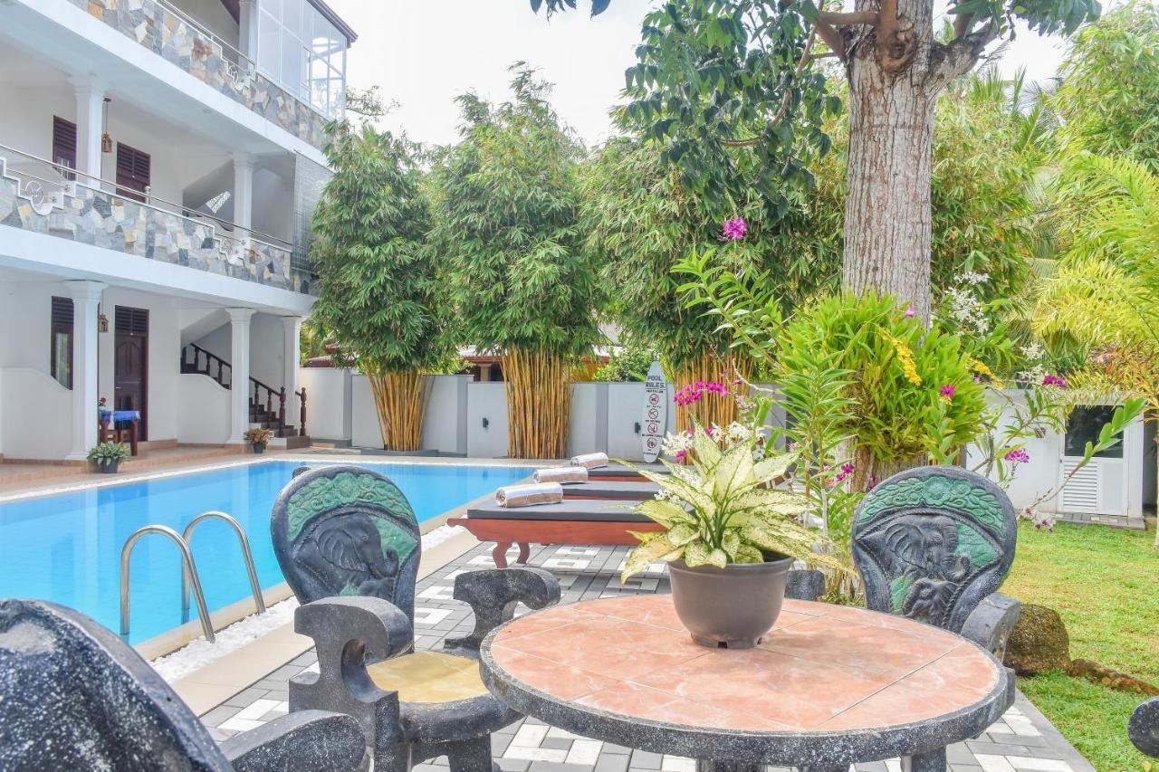 Villa De White Sambur Hikkaduwa Dış mekan fotoğraf